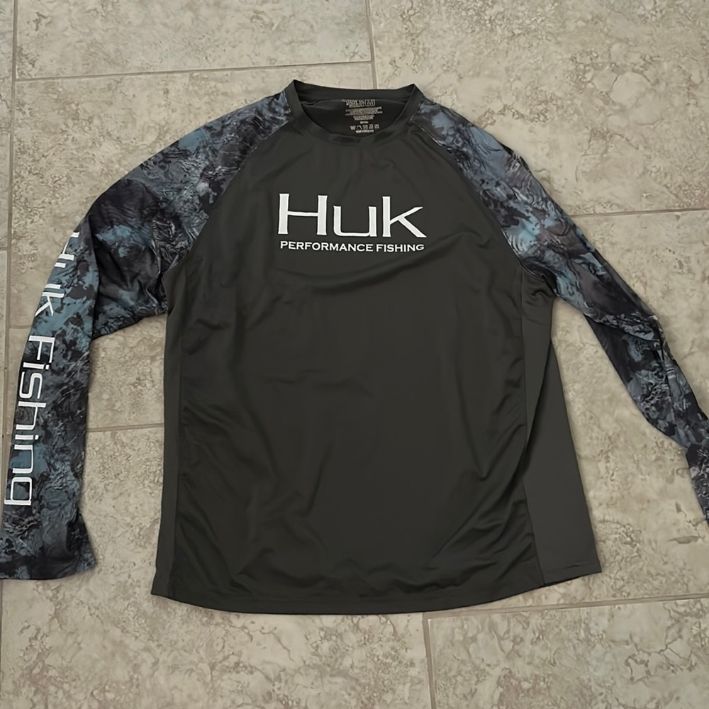 Huk dry fit long sleeve